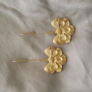 2/$25 Gold Textured Flower Threader Drop Earrings